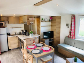 Mobil home excellence le lac des rêves 4* LATTES